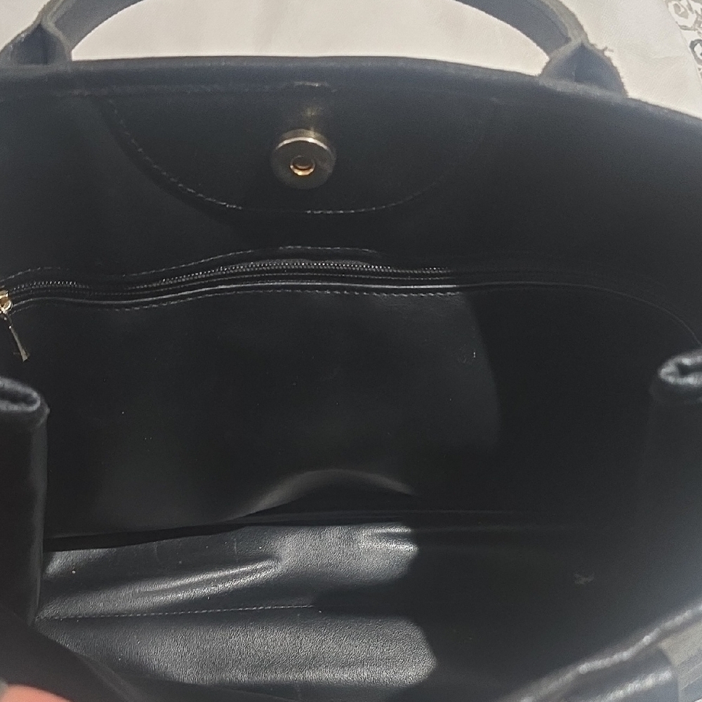 Longchamp Black Satchel with Structured Design - Picture 7 of 9